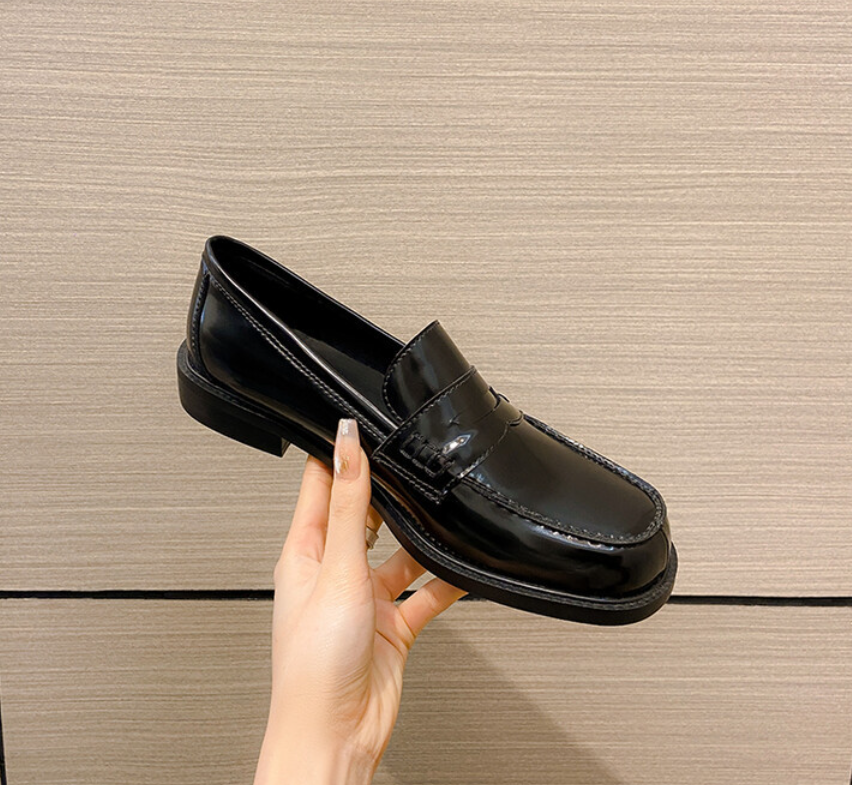 Petite Girl Size 3 Block Heel Leather Casual Loafers TS190