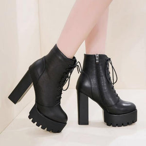 Small Feet Chunky High Heel Leather Boots TS229