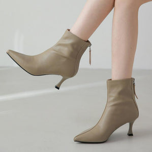 Small Feet Pointed Back Zipper Ankle Boots TS239