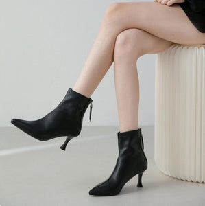 Small Feet Pointed Back Zipper Ankle Boots TS239