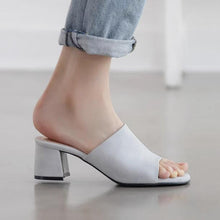 Small Size Block Heel Slip On Open Toe Sandals TS265