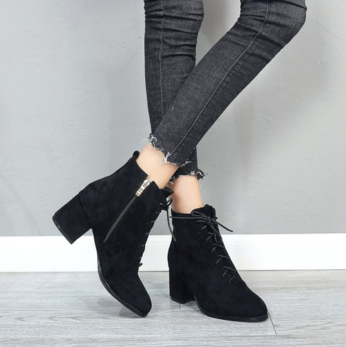 Petite Lace Up Block Heel Boots DS387