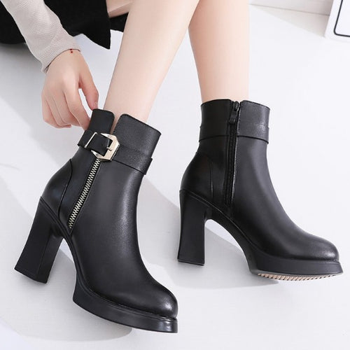 Small Size Block Heel Side Zipper Boots AP190