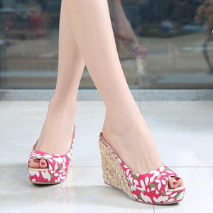 Small Size Floral Printed Canvas Wedge Sandals ES71